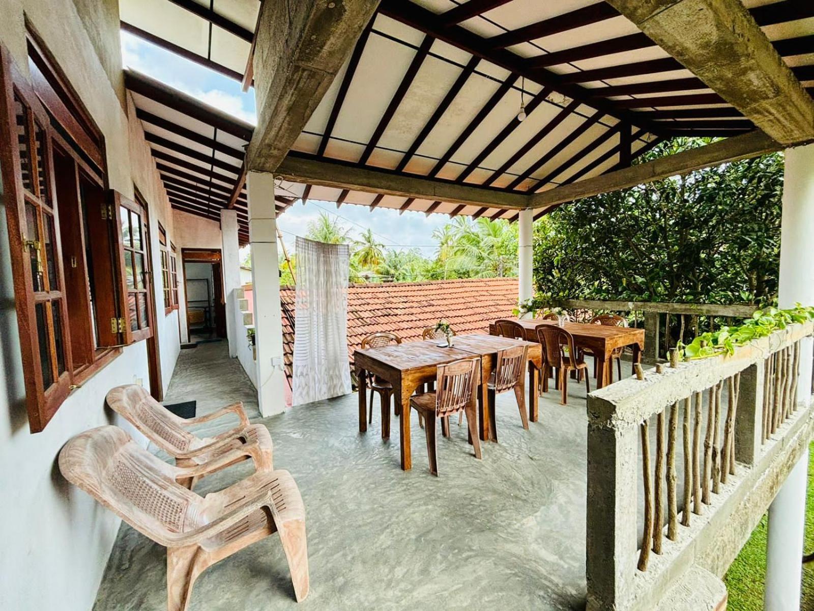 Sanithu Homestay And Villa 高尔 外观 照片