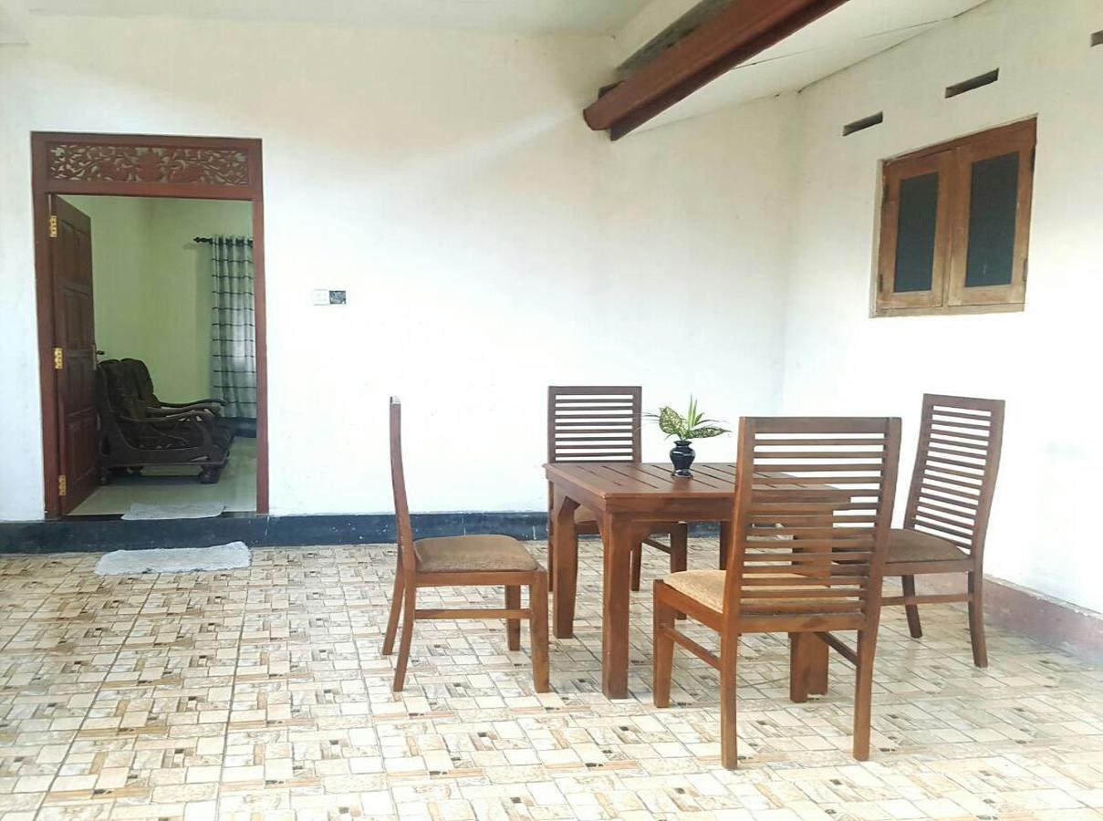 Sanithu Homestay And Villa 高尔 外观 照片