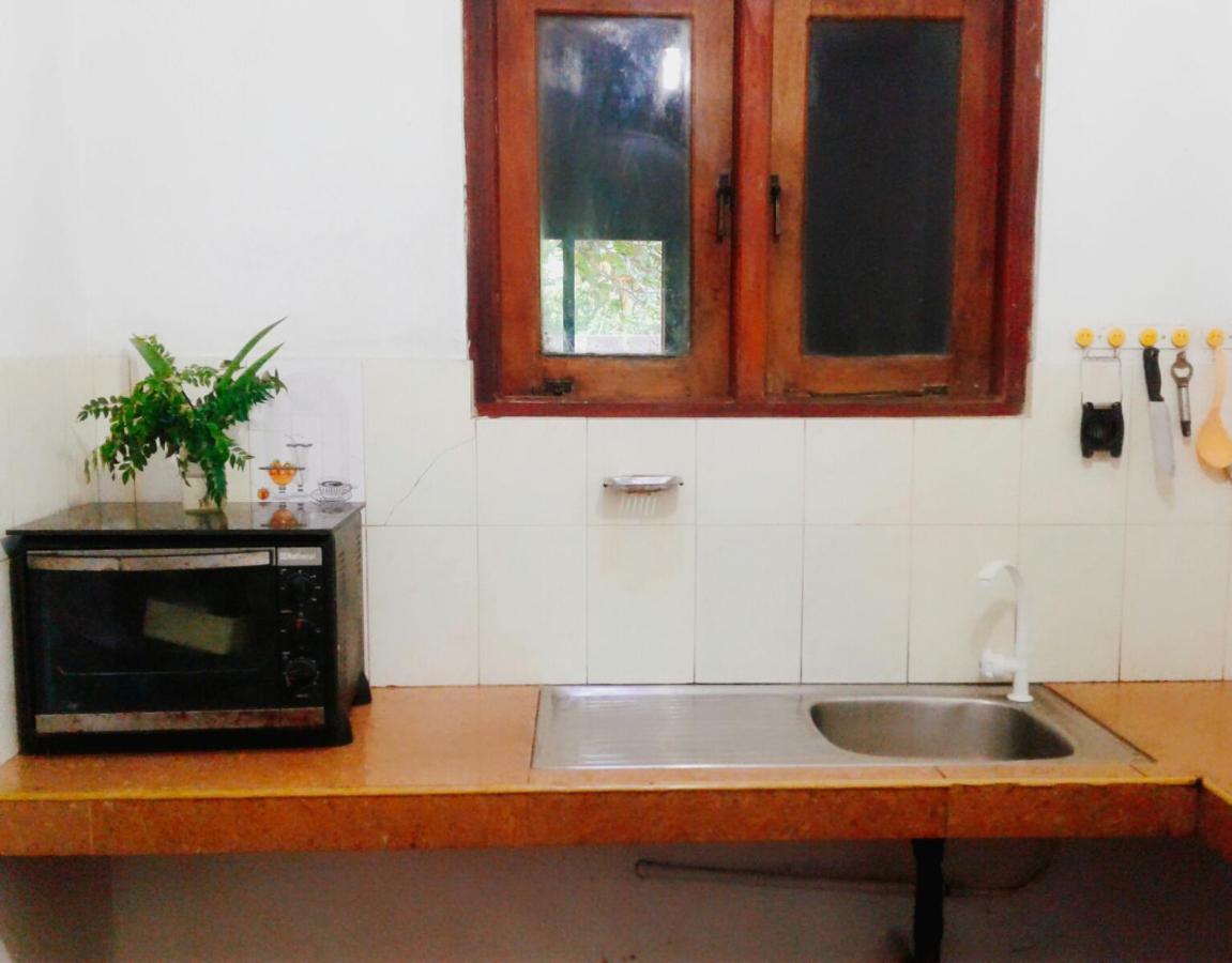 Sanithu Homestay And Villa 高尔 外观 照片